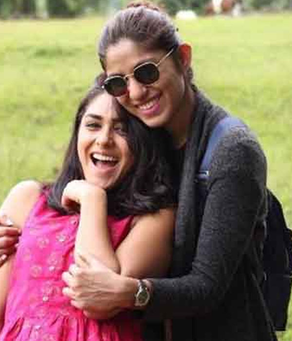 Mrunal Thakur With his Sister Picture