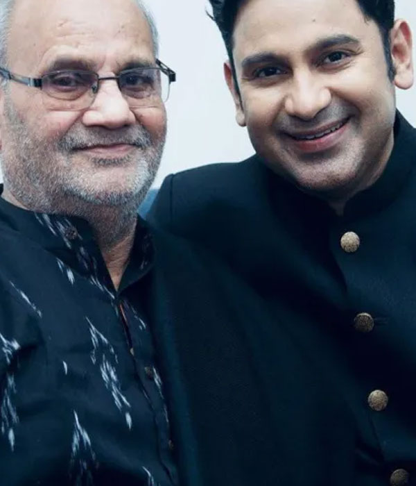 Manoj Muntashir with his Father