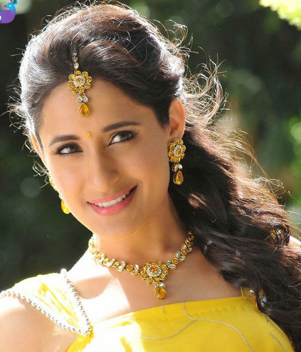 Pragya Jaiswal Young Age Picture