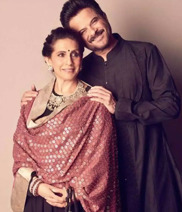 Sonam Kapoor Ahuja Parents Picture