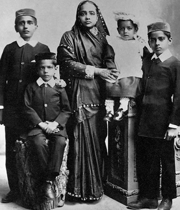 Mohandas Karamchand Gandhi Family Picture