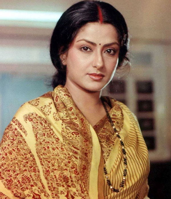 Moushumi Chatterjee Young Age Picture