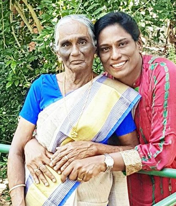 P. T. Usha with his Mother (T. V. Lakshmi)