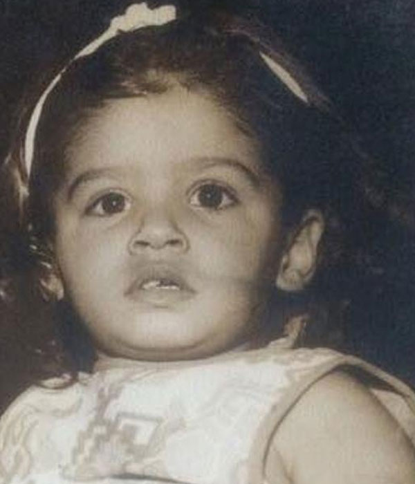 Raveena Tandon Childhood Picture