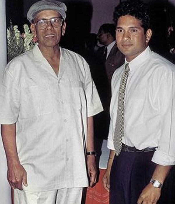 Sachin Tendulkar  with His Father (Late Ramesh Tendulkar)