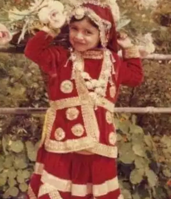 Divya Khosla Kumar Childhood Picture