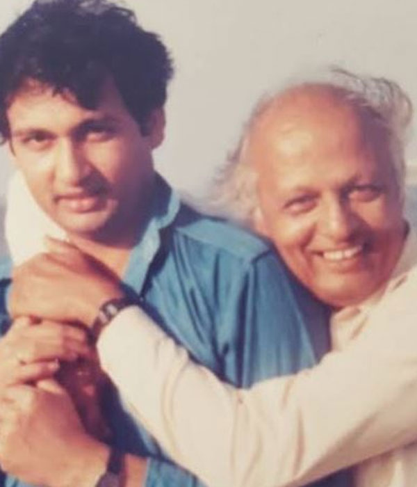 Shekhar Suman With is Father Picture