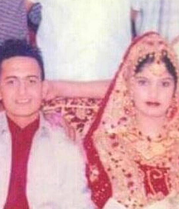 Sukha Kahlon With is Wife Picture