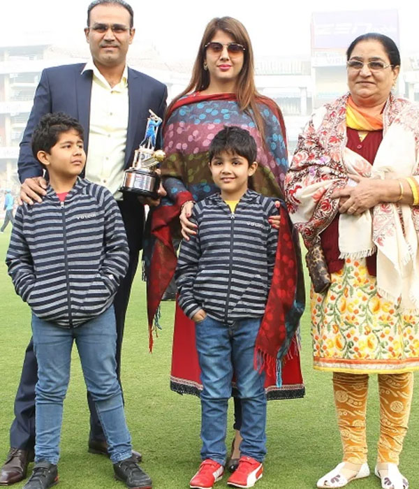 Virender Sehwag With is Family Picture