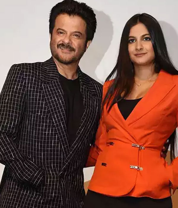 Anil Kapoor with his Daughter (Rhea Kapoor)