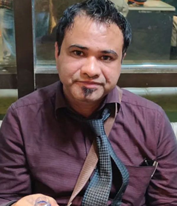 Dr. Kafeel Khan Picture