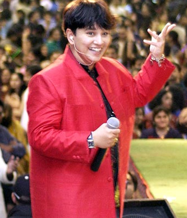 Falguni Pathak Young Age Picture