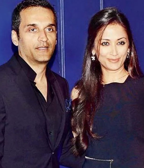 Gayatri Joshi With her Husband Picture