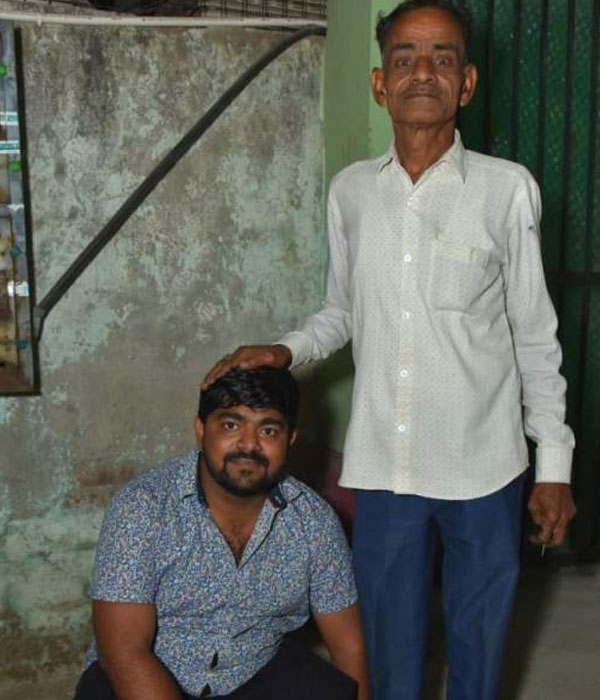 Monu Manesar With his Father Picture