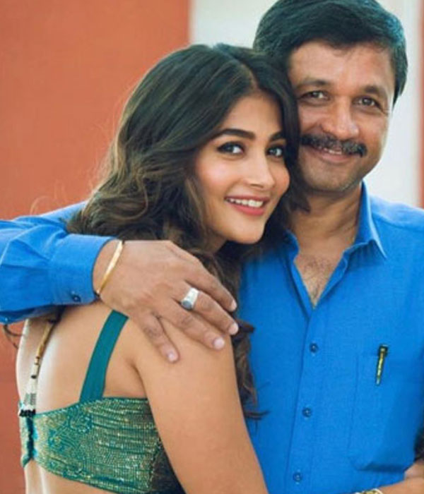 Pooja Hegde with her Father (Manjunath Hegde)