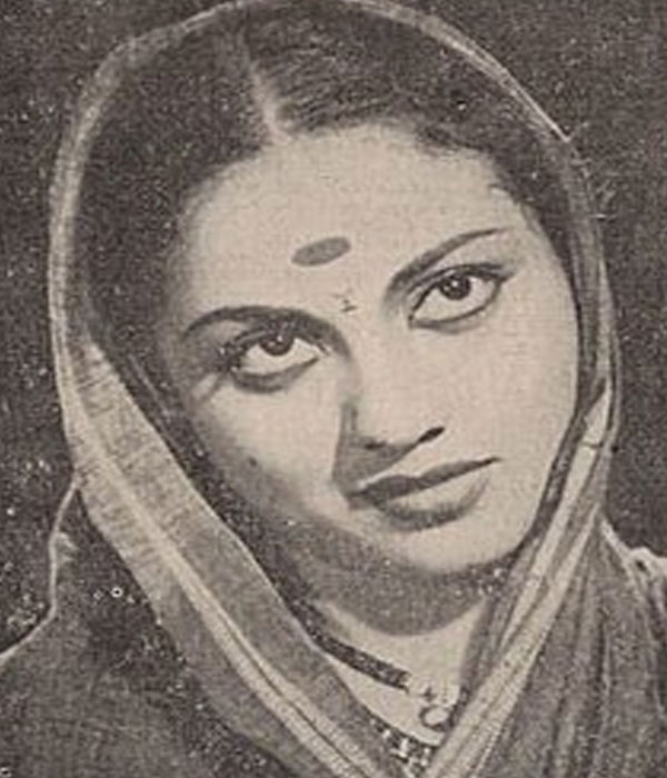 Rekha Mother (Pushpavalli)