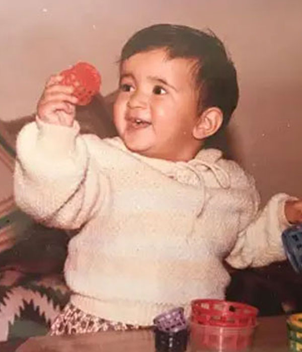 Saba Azad Childhood Picture