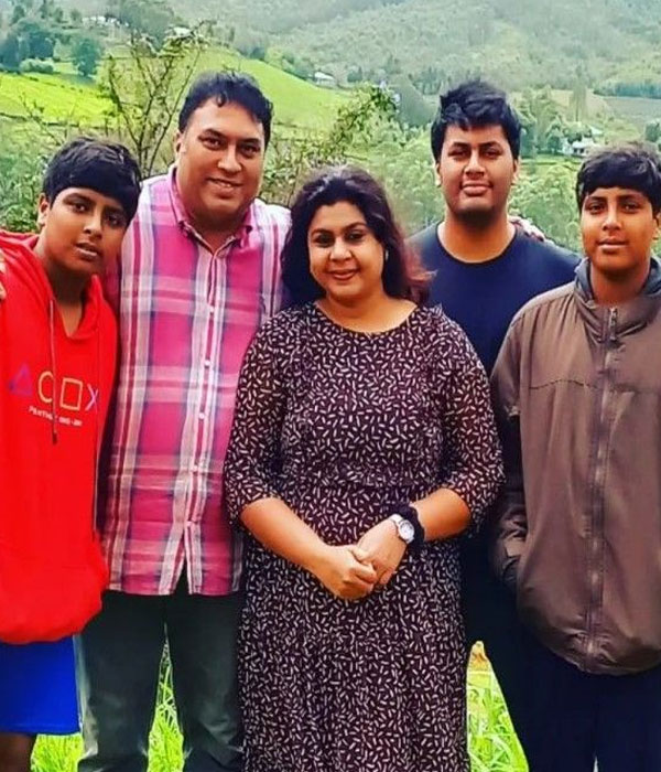 Vichithra with her Family Picture