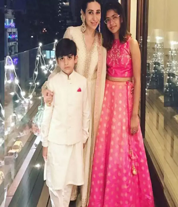 Karishma Kapoor With her Son Picture