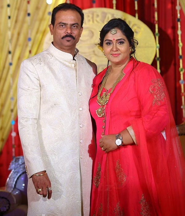 Radha Actress With her Husband Picture