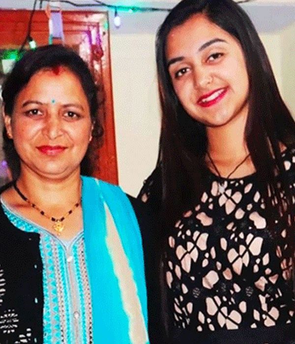 Megha Chaube With her Mother Picture