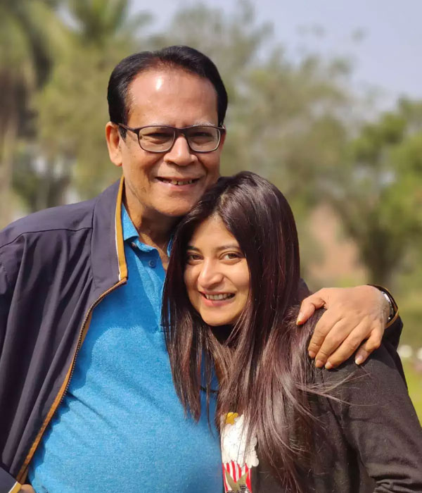Sandipta Sen With her Father Picture