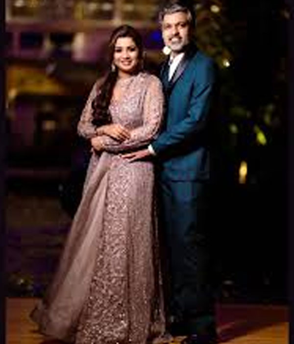 Shreya Ghoshal With her Husband Picture