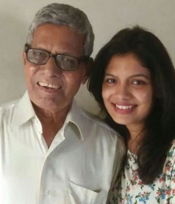Suruchi Adarkar With her Father Picture